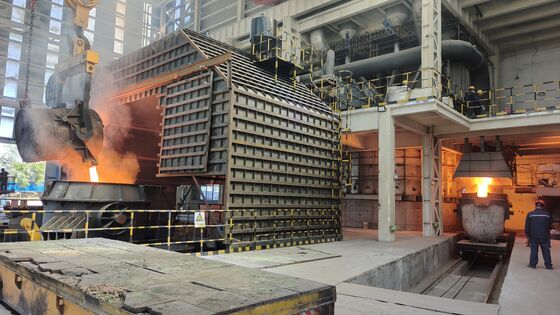 Grote medium-laagkoolstofferromanganeraffinageoventransformer 35kV tot 380V 12,5MVA 50Hz 3-fase olie-onderdompeld