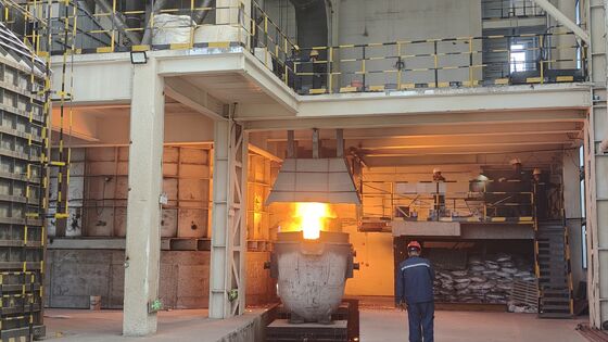 12,5 MVA Middel-Laag Koolstof Ferromangaan Elektrische Lepeloven 45 Ton Capaciteit 380V 50Hz 3-Fase Stalen Mantel